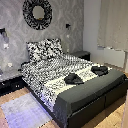 شقة T2 Climatise 15 Min De La Cite Medievale A Pied قرقشونه